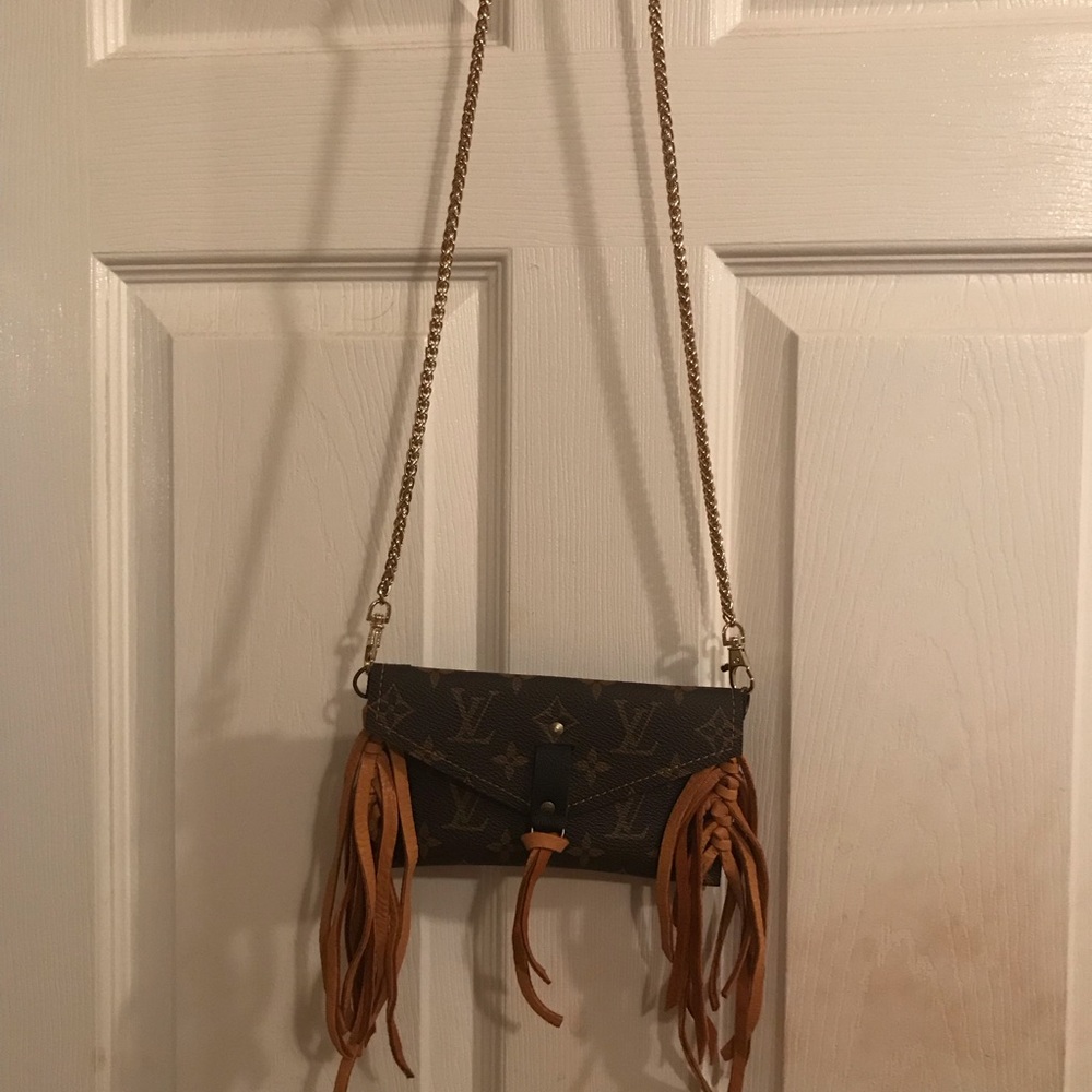 COPY - Mini crossbody with gold chain